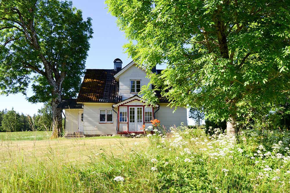 bostad-skogsnära
